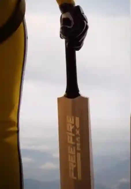 2. MS Dhoni Becomes "Thala" in Free Fire MAX